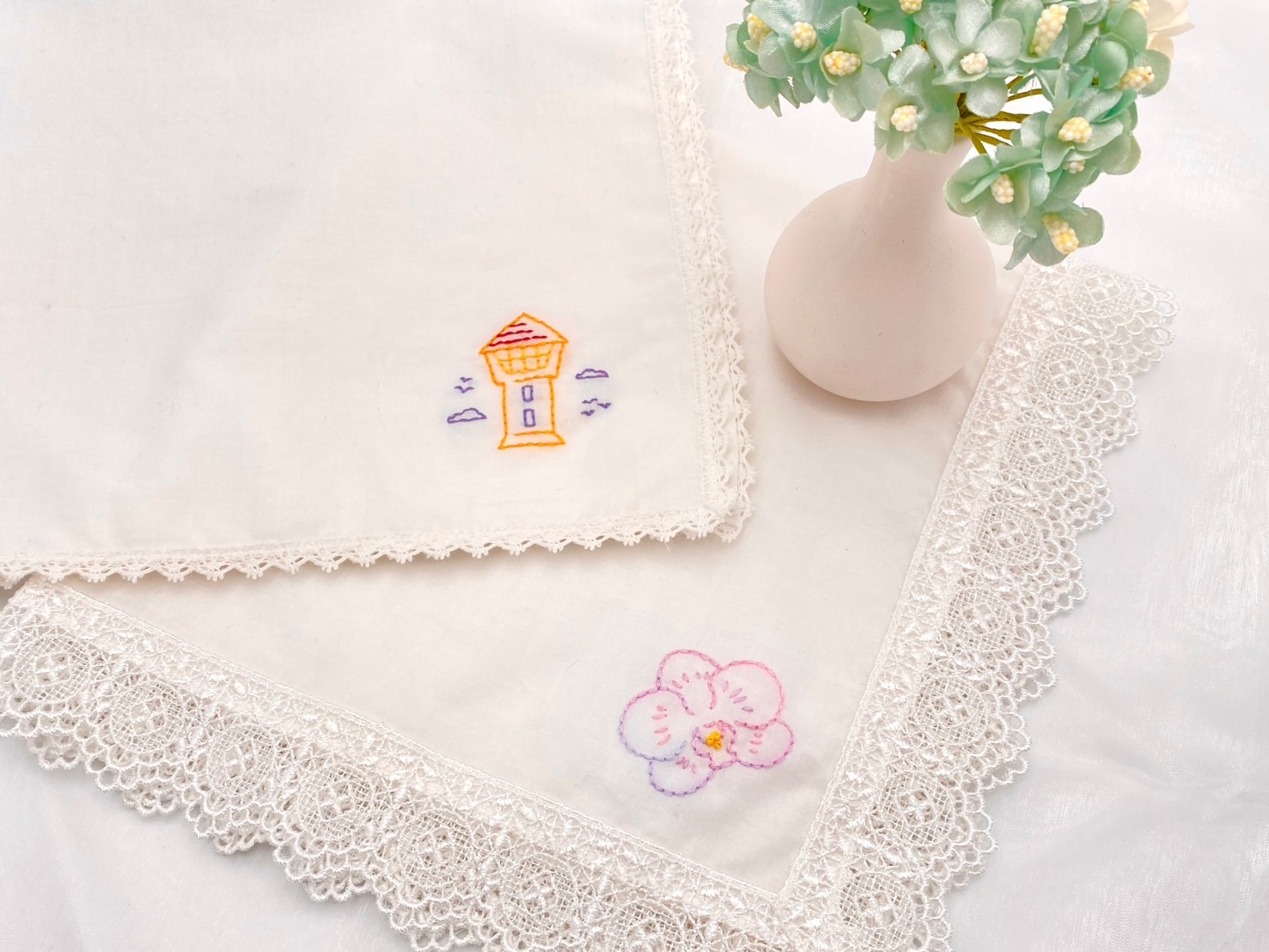 美術館限定刺繡手帕