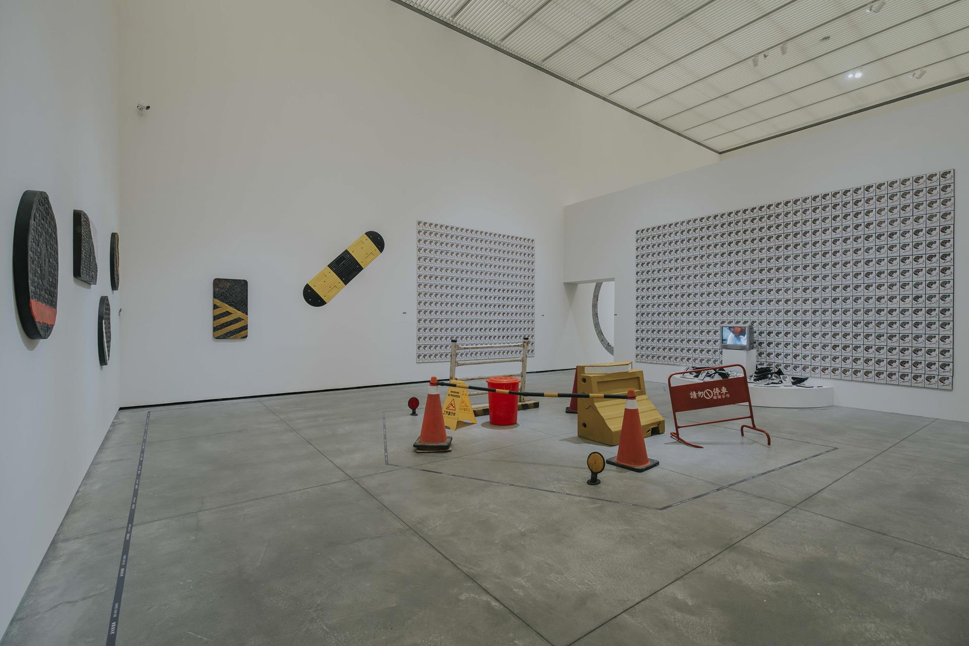 「日常取向—當我們為生活切片」子題「集散」，賴威宇作品《City Painter》。